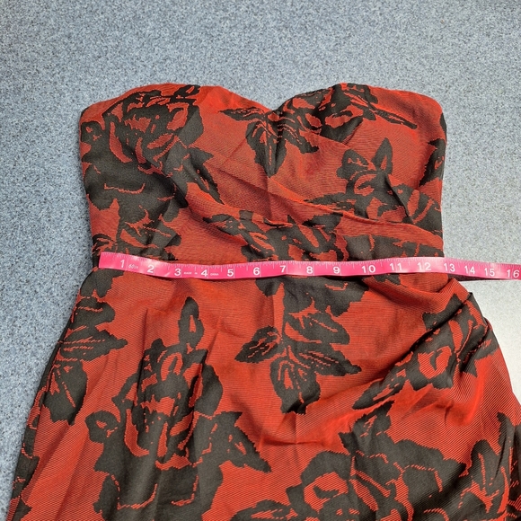 CO Strapless Burgundy/Red and Black Floral Dress, Size 8, RN#66170 - Picture 15 of 16